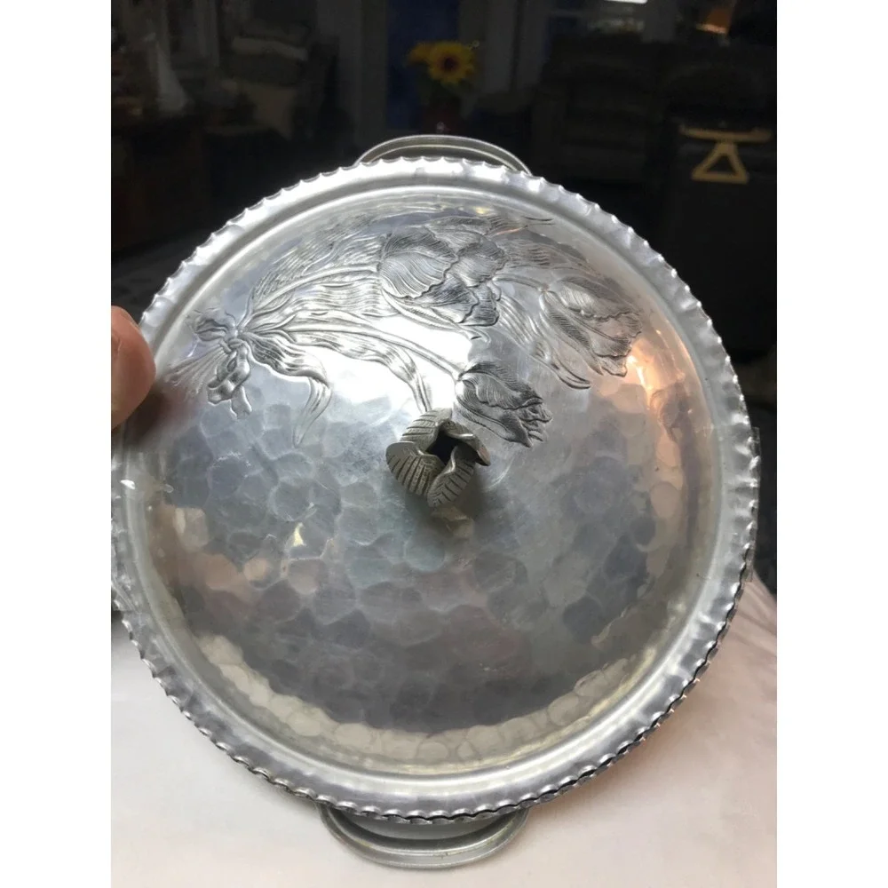 MCM Vintage hammered aluminum casserole with lid, MCM, Rodney Kent, tulip design